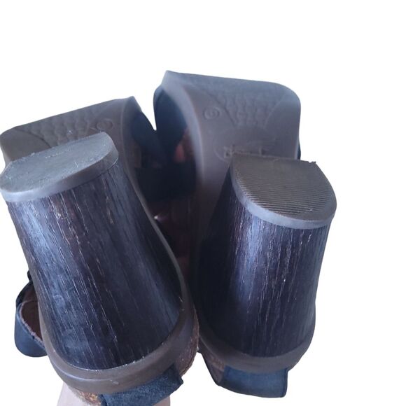 Dansko Dominique Block Heel Sandals Black Leather Size 41 /11US - Picture 11 of 11